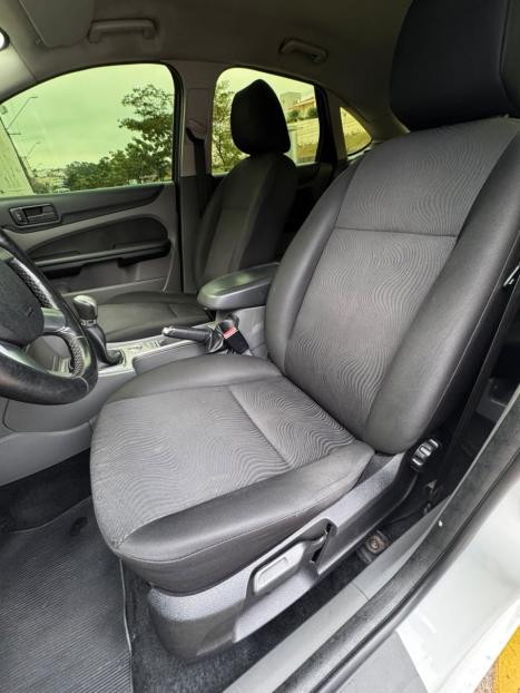 FORD Focus Hatch 2.0 16V 4P FC FLEX AUTOM�TICO, Foto 9