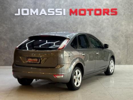 FORD Focus Hatch 2.0 16V 4P FLEX AUTOM�TICO, Foto 6
