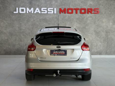 FORD Focus Hatch 2.0 16V 4P TITANIUM PLUS FLEX, Foto 7