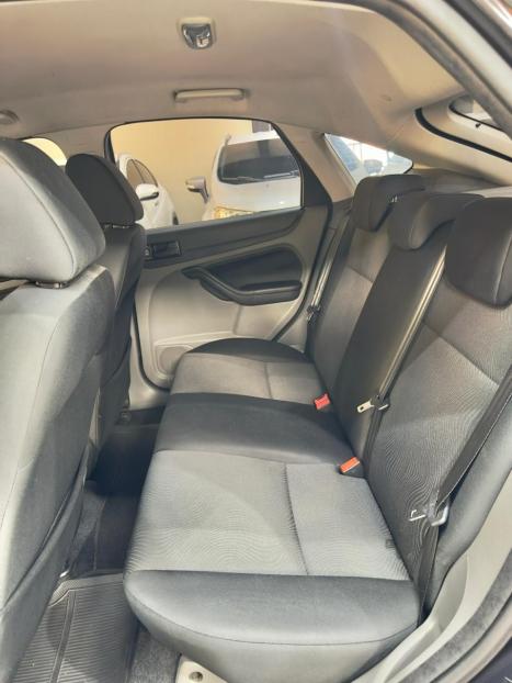 FORD Focus Hatch 2.0 16V 4P GLX FLEX, Foto 7