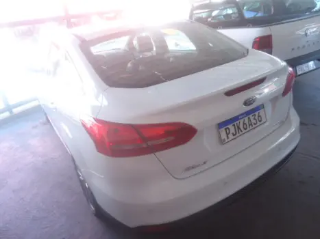 FORD Focus Sedan 2.0 16V 4P FLEX TITANIUM AUTOMTICO, Foto 6