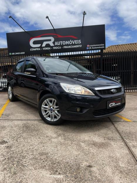 FORD Focus Sedan 2.0 16V 4P, Foto 2