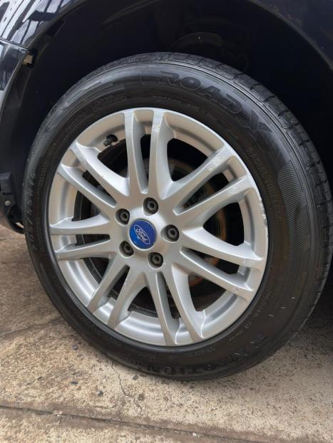 FORD Focus Sedan 2.0 16V 4P, Foto 10