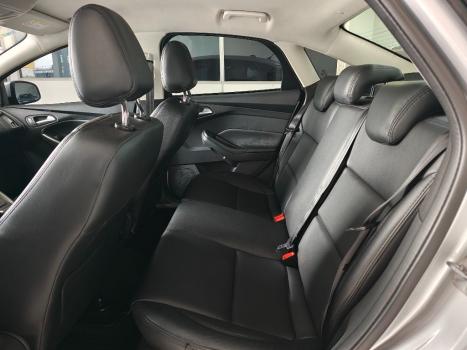 FORD Focus Sedan 2.0 16V 4P FLEX SE FASTBACK POWERSHIFT AUTOM�TICO, Foto 6