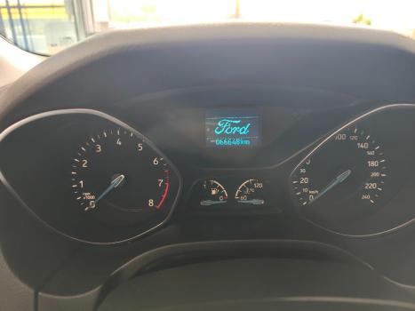 FORD Focus Sedan 2.0 16V 4P FLEX SE FASTBACK POWERSHIFT AUTOM�TICO, Foto 7