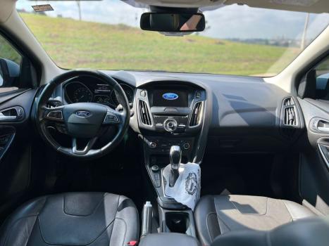 FORD Focus Sedan 2.0 16V 4P FLEX TITANIUM PLUS FASTBACK POWERSHIFT AUTOM�TICO, Foto 9