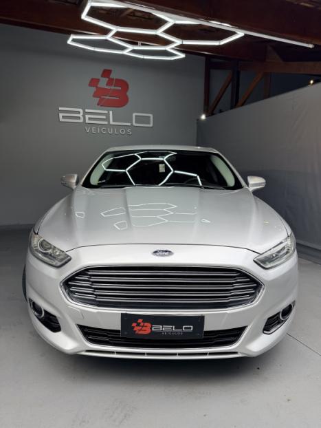 FORD Fusion 2.0 4P 16V ECOBOOST TURBO TITANIUM FWD AUTOM�TICO, Foto 3