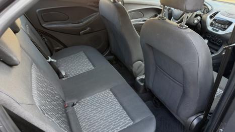 FORD Ka + Sedan 1.5 12V 4P FLEX TI-VCT SE AUTOM�TICO, Foto 7