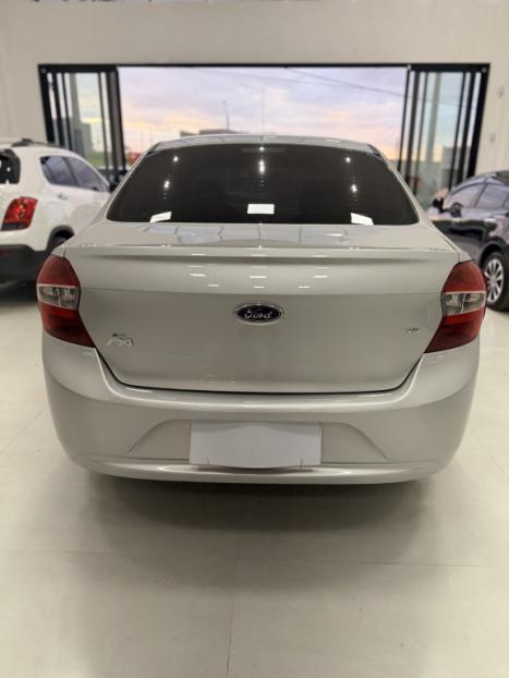 FORD Ka + Sedan 1.5 16V 4P FLEX SIGMA SE, Foto 6