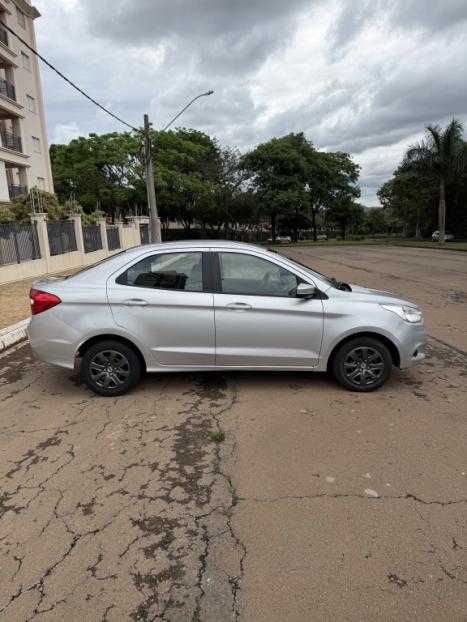 FORD Ka + Sedan 1.5 12V 4P FLEX TI-VCT SE, Foto 4
