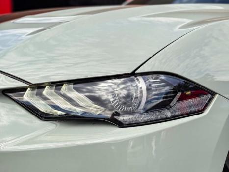 FORD Mustang 2.8 V6, Foto 2