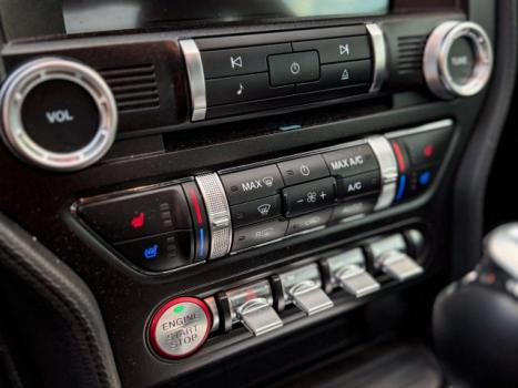 FORD Mustang 2.8 V6, Foto 22