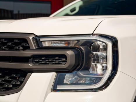 FORD Ranger 2.0 4P TURBO DIESEL XLS 4X4 CABINE DUPLA AUTOM�TICO, Foto 4