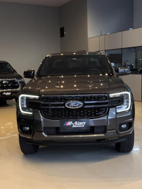 FORD Ranger 2.0 4P TURBO DIESEL BLACK CABINE DUPLA AUTOM�TICO, Foto 2