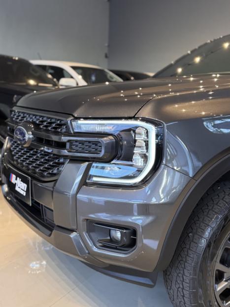 FORD Ranger 2.0 4P TURBO DIESEL BLACK CABINE DUPLA AUTOM�TICO, Foto 3