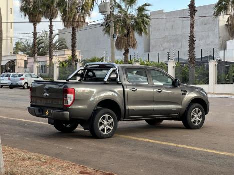 FORD Ranger 2.2 16V XLS DIESEL 4X4 CABINE DUPLA AUTOMTICO, Foto 3