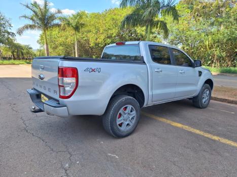 FORD Ranger 2.2 16V XLS DIESEL CABINE DUPLA AUTOMTICO, Foto 4