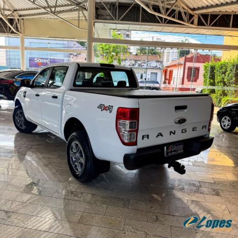 FORD Ranger 2.2 16V XLS DIESEL 4X4 CABINE DUPLA AUTOM�TICO, Foto 2