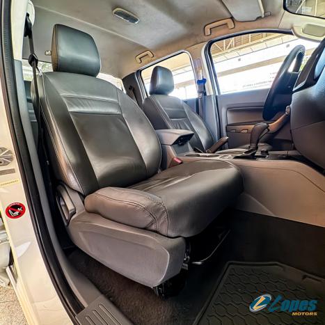FORD Ranger 2.2 16V XLS DIESEL 4X4 CABINE DUPLA AUTOM�TICO, Foto 15