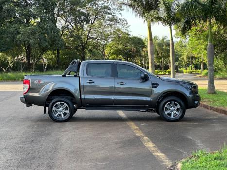 FORD Ranger 2.2 16V XLS DIESEL 4X4 CABINE DUPLA AUTOM�TICO, Foto 5
