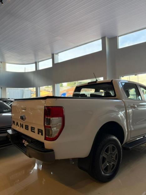 FORD Ranger 2.2 16V XLS DIESEL CABINE DUPLA AUTOM�TICO, Foto 9