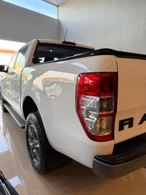 FORD Ranger 2.2 16V XLS DIESEL CABINE DUPLA AUTOM�TICO, Foto 11