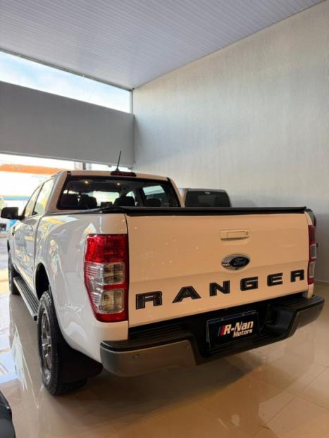 FORD Ranger 2.2 16V XLS DIESEL CABINE DUPLA AUTOM�TICO, Foto 13