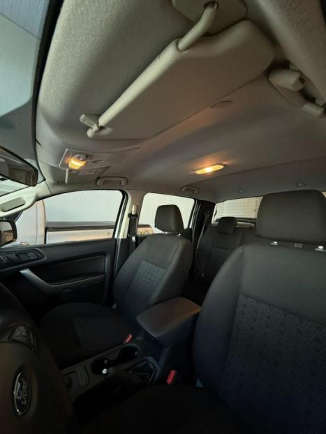 FORD Ranger 2.2 16V XLS DIESEL CABINE DUPLA AUTOM�TICO, Foto 15
