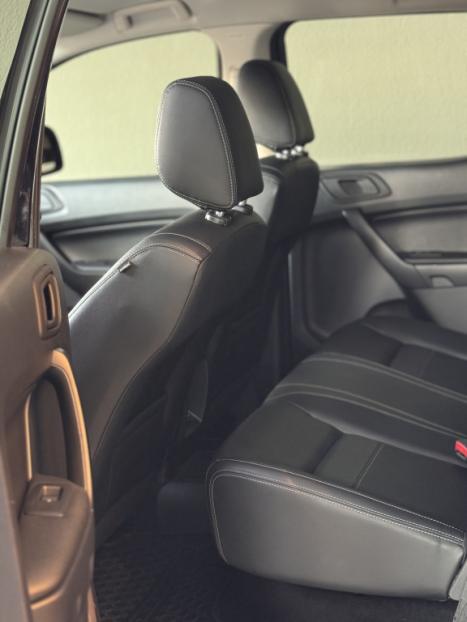 FORD Ranger 2.2 16V BLACK DIESEL CABINE DUPLA AUTOM�TICO, Foto 11
