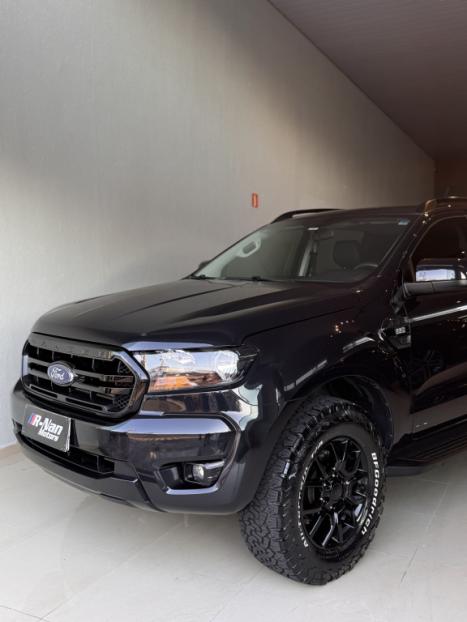 FORD Ranger 2.2 16V BLACK DIESEL CABINE DUPLA AUTOM�TICO, Foto 2