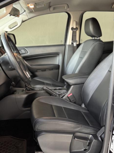 FORD Ranger 2.2 16V BLACK DIESEL CABINE DUPLA AUTOM�TICO, Foto 10