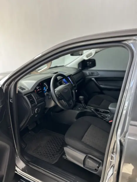FORD Ranger 2.2 16V XLS DIESEL 4X4 CABINE DUPLA AUTOM�TICO, Foto 8