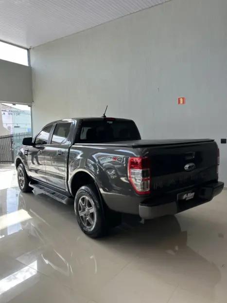 FORD Ranger 2.2 16V XLS DIESEL 4X4 CABINE DUPLA AUTOM�TICO, Foto 5