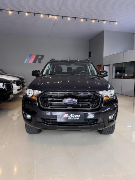 FORD Ranger 2.2 16V BLACK DIESEL CABINE DUPLA AUTOM�TICO, Foto 2