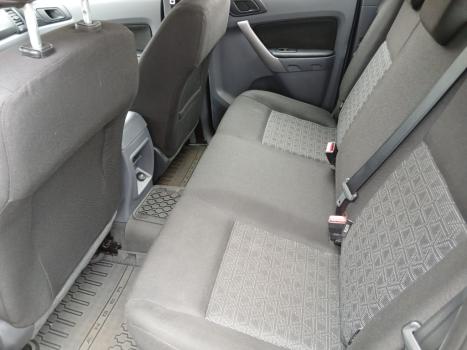 FORD Ranger 2.2 16V XLS DIESEL 4X4 CABINE DUPLA AUTOM�TICO, Foto 11