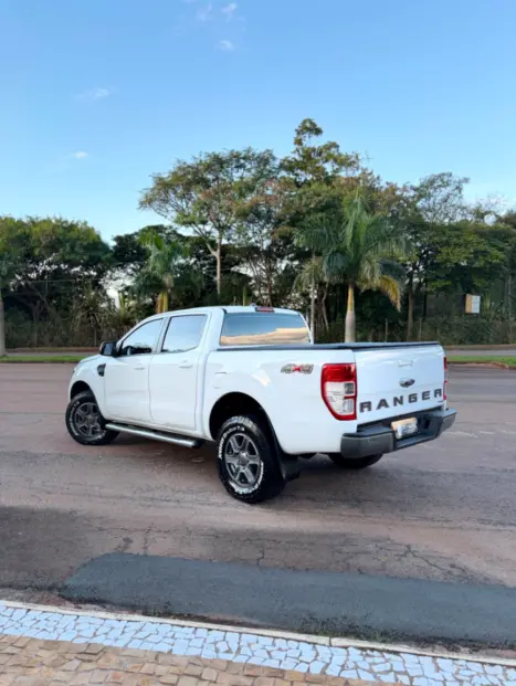 FORD Ranger 2.2 16V XLS DIESEL 4X4 CABINE DUPLA AUTOM�TICO, Foto 6