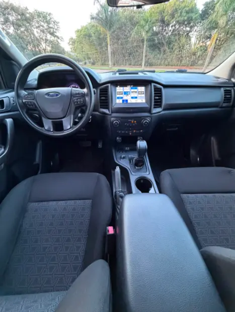 FORD Ranger 2.2 16V XLS DIESEL 4X4 CABINE DUPLA AUTOM�TICO, Foto 11