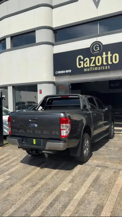 FORD Ranger 2.2 16V XLS DIESEL 4X4 CABINE DUPLA AUTOM�TICO, Foto 5