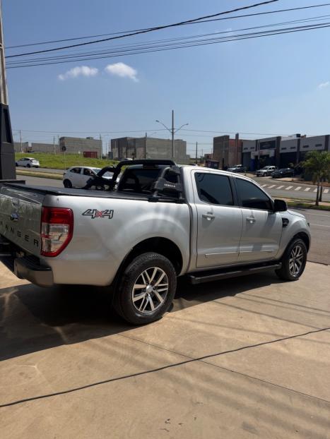 FORD Ranger 2.2 16V XLS DIESEL 4X4 CABINE DUPLA AUTOM�TICO, Foto 9