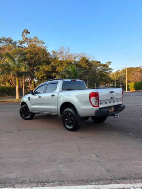 FORD Ranger 2.5 16V FLEX XLS CABINE DUPLA, Foto 10