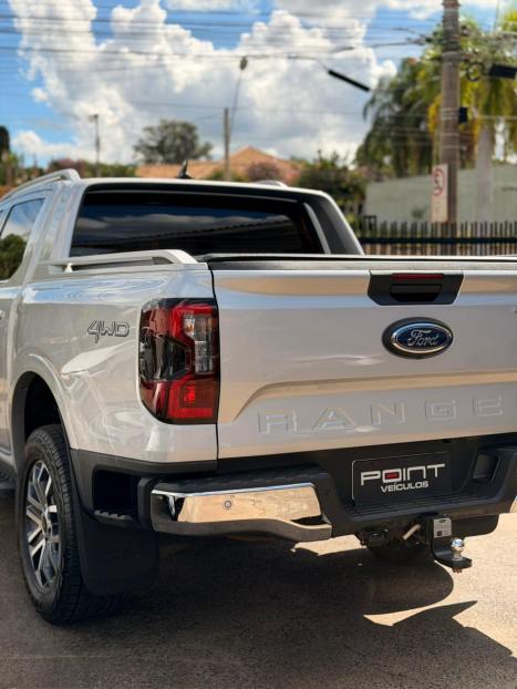 FORD Ranger 3.0 V6 4X4 LIMITED TURBO DIESEL CABINE DUPLA AUTOM�TICO, Foto 4