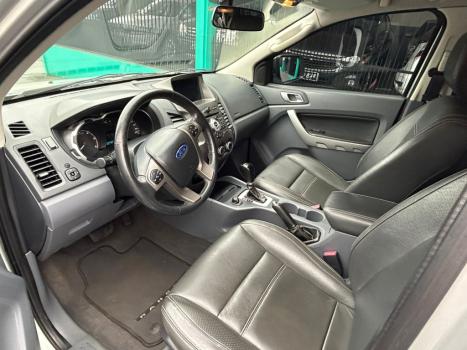 FORD Ranger 3.2 20V XLT 4X4 CABINE DUPLA TURBO DIESEL AUTOMTICO, Foto 9