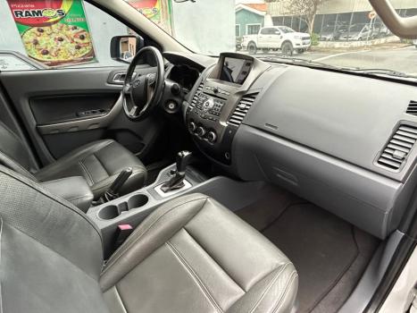 FORD Ranger 3.2 20V XLT 4X4 CABINE DUPLA TURBO DIESEL AUTOMTICO, Foto 10