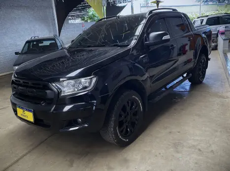 FORD Ranger 3.2 20V CABINE DUPLA 4X4 LIMITED PLUS TURBO DIESEL AUTOMTICO, Foto 1