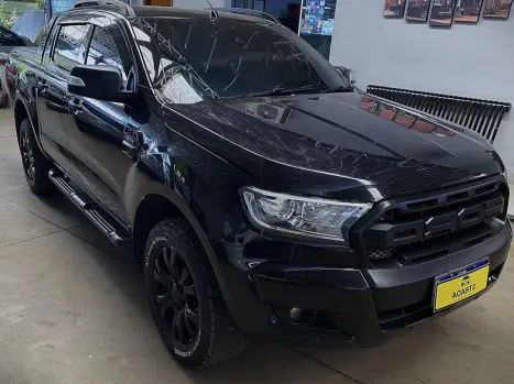 FORD Ranger 3.2 20V CABINE DUPLA 4X4 LIMITED PLUS TURBO DIESEL AUTOMTICO, Foto 2