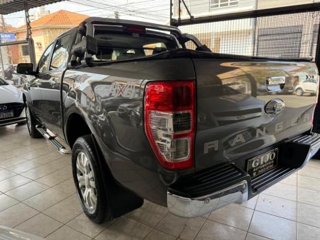 FORD Ranger 3.2 20V XLT 4X4 CABINE DUPLA TURBO DIESEL AUTOMTICO, Foto 4