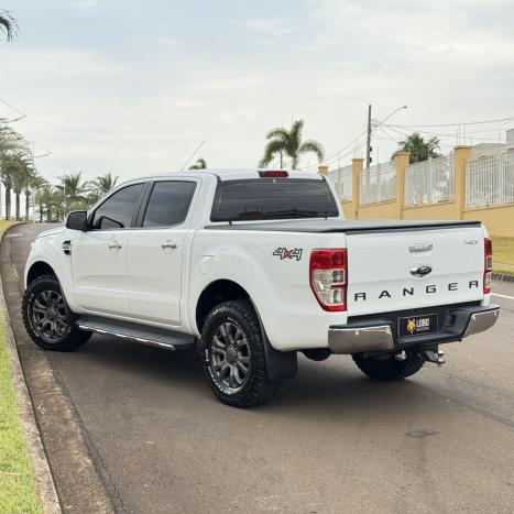 FORD Ranger 3.2 20V XLT 4X4 CABINE DUPLA TURBO DIESEL AUTOMTICO, Foto 4