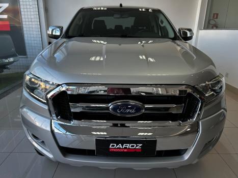 FORD Ranger 3.2 20V XLT 4X4 CABINE DUPLA TURBO DIESEL AUTOMTICO, Foto 2