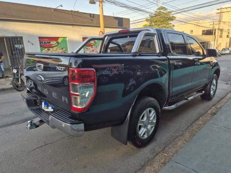 FORD Ranger 3.2 20V XLT 4X4 CABINE DUPLA TURBO DIESEL AUTOMTICO, Foto 7