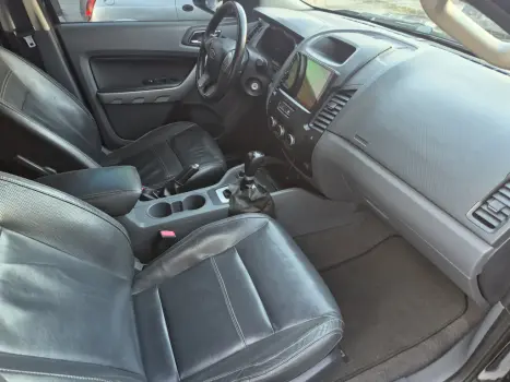 FORD Ranger 3.2 20V XLT 4X4 CABINE DUPLA TURBO DIESEL AUTOMTICO, Foto 10